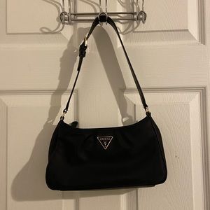 Guess Little Bay shoulder bag